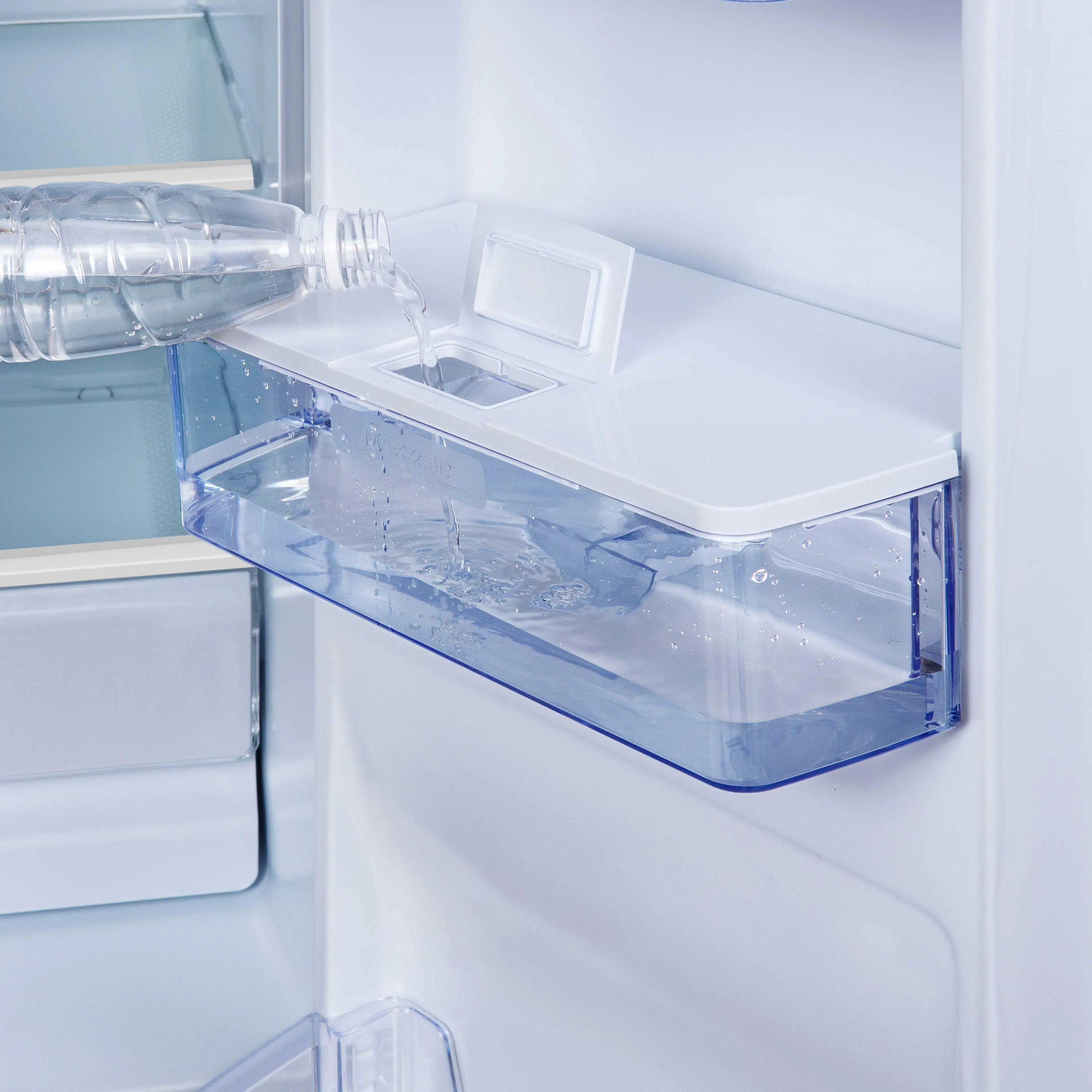TCL 466L No Frost Non plumbed water dispenser American Style Fridge Freezer - Inox | RP466CSF0UK